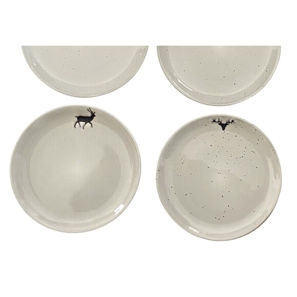 Pottery Barn Set of 4 Rustic Reindeer Salad Plates 9 1/4" - Picture 3 of 14